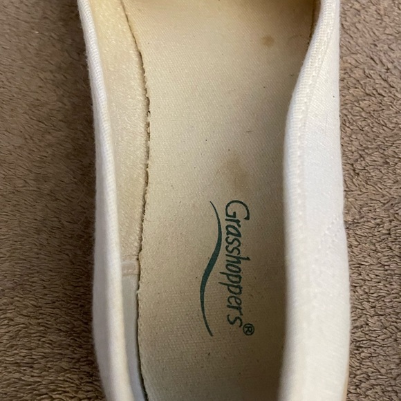 GRASSHOPPERS CANVAS SILIP ON SHOES TAN SZ 9M - Picture 4 of 10